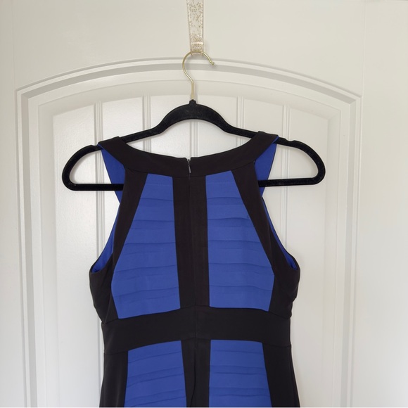 Cache 4 Royal Blue Black Color-block Cocktail Pleated Sleeveless Sheath Dress - Picture 4 of 8